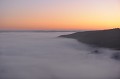 La brume recouvre la vallée de la Dordogne avant le lever du soleil. dordogne,aurore,brume 