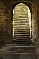 Escalier menant à l'abside de l'église en partant du cloître. aude,pays cathare,abbaye de saint-hilaire 